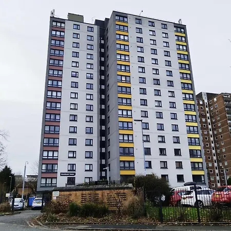 Apartment Cozy Flat In Salford *