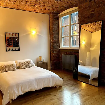 Central Studio Apartment Manchester