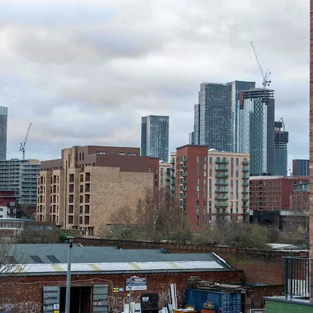 2br-sleeps5-cityview-freeparking-citycentre * Manchester