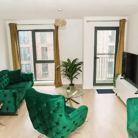 2br-sleeps5-cityview-freeparking-citycentre Apartment
