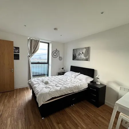 Apartment 2br Waterfront Retreat Mcr Manchester