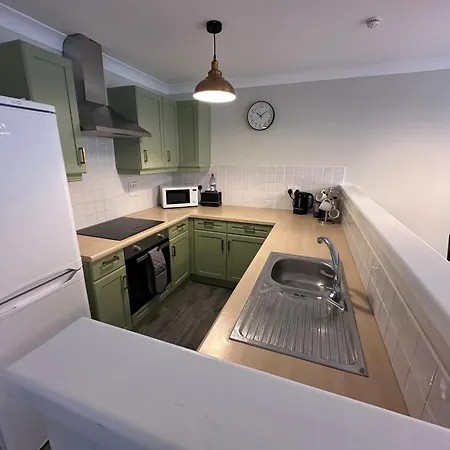 Apartman Modern 2-bedroom Near With Free Parking Manchester