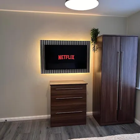 Modern Near Centre * Manchester