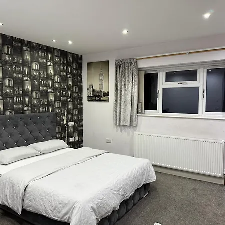 Mizz Place Kemp Manchester