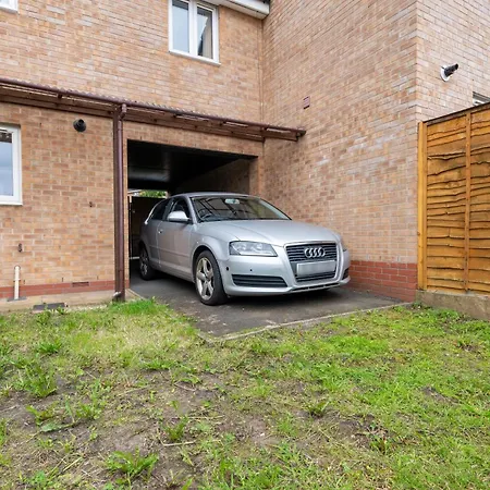Nyaraló 3 Bed Near Etihad Stadium Manchester