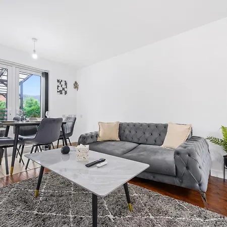 Ferienhaus 3 Bed Near Etihad Stadium *