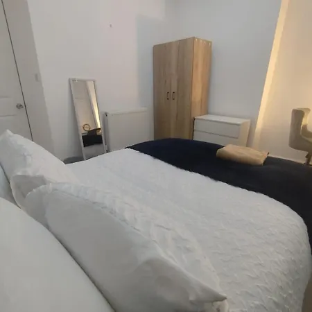 Goulden Retreat * Manchester