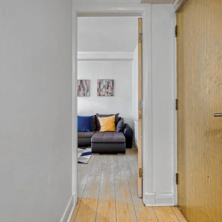 Apartment Pass The Keys Luxury In Center Parking *