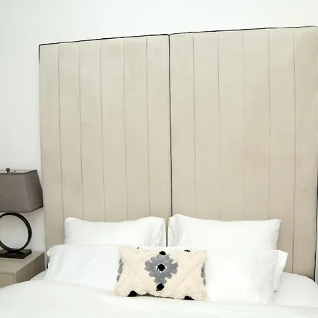 Mdz Luxe Stays-sleeps 6