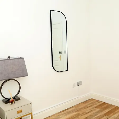Mdz Luxe Stays-sleeps 6 מנצ'סטר