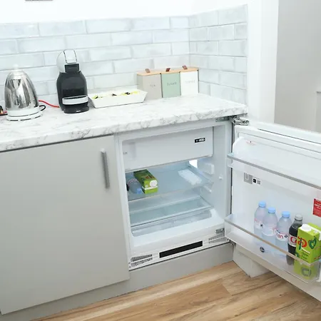 Mdz Luxe Stays-sleeps 6