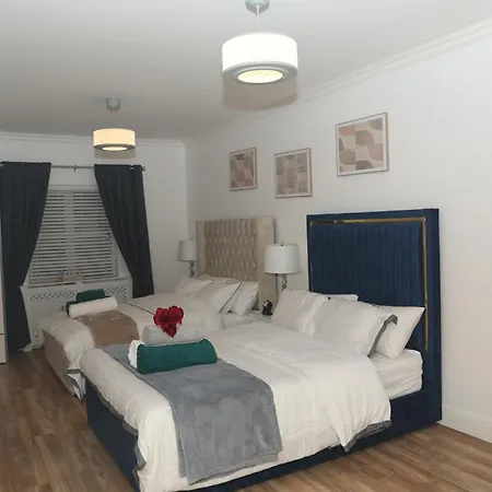 Mdz Luxe Stays-sleeps 6 Apartment