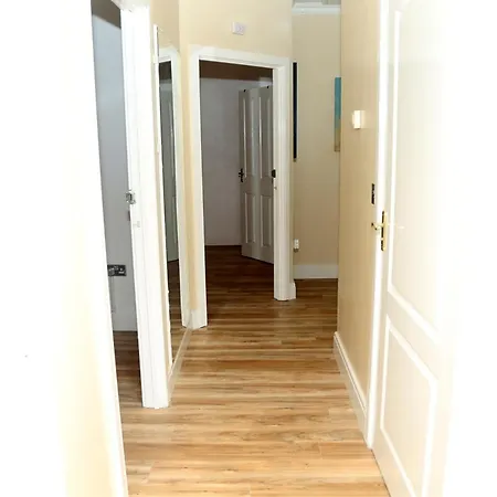 Mdz Luxe Stays-sleeps 6 דירה *