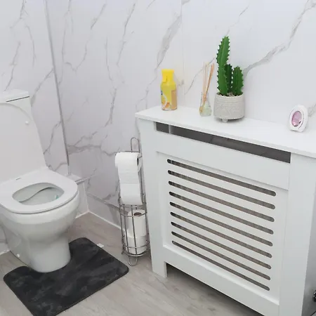 Apartment Mdz Luxe Stays-sleeps 6