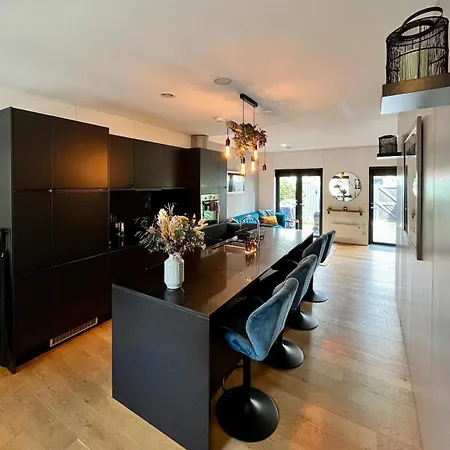 Townhouse, Free Parking, Close To Ao Arena * Манчестер