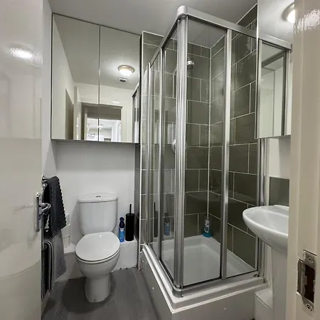 Modern Smart 2 Bedroom Manchester