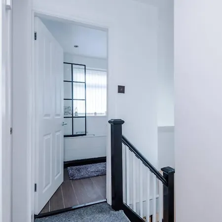 Hideaway Cozy 3br With Free Parking 曼彻斯特