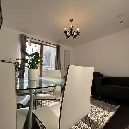 Daire 2bed 2bath Manchester