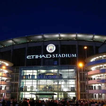 Free Parking, Late Check Out Coop Live Etihad Stadium 3-bed House Manchester