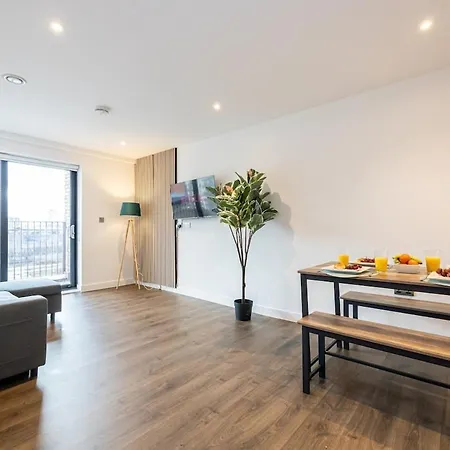 Апартаменты Manchestercentre , Salford, Lakeside *