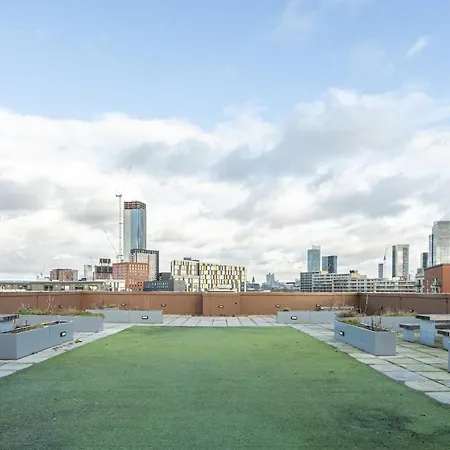 Manchestercentre , Salford, Lakeside *