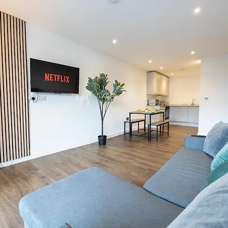 Manchestercentre , Salford, Lakeside Apartment