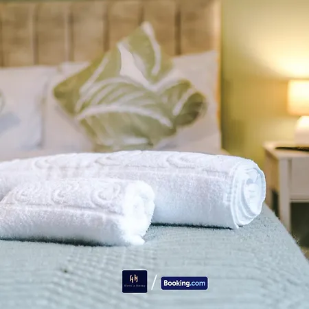 Large 1 Bedroom By Host A Μάντσεστερ