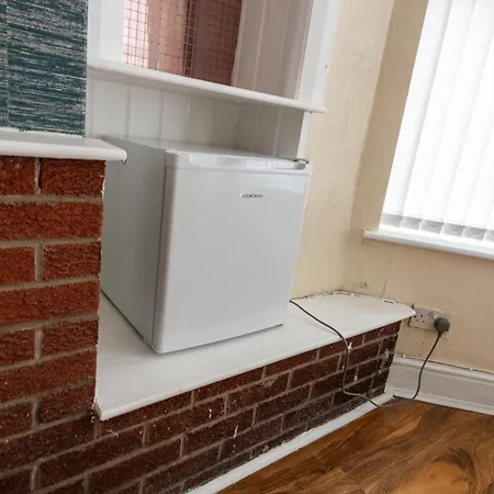 Charming 3bed In Eccles Central Holiday home *