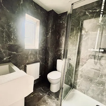 Urban Nest 5 Guest house 3*