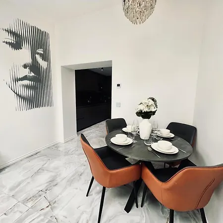 Urban Nest 3 *