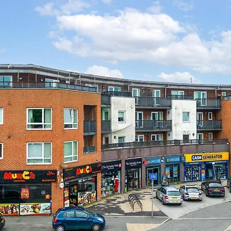 190 Stockport Road * Manchester