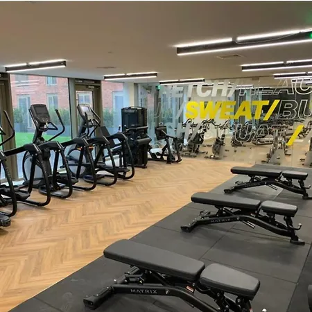 New 1 Xl Bed - Free Parking Pool Gym Rooftop マンチェスター