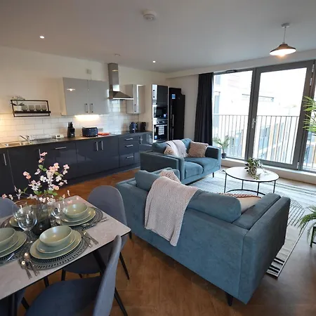 Life Top-floor 2-bed 1-bath In Ancoats * Manchester
