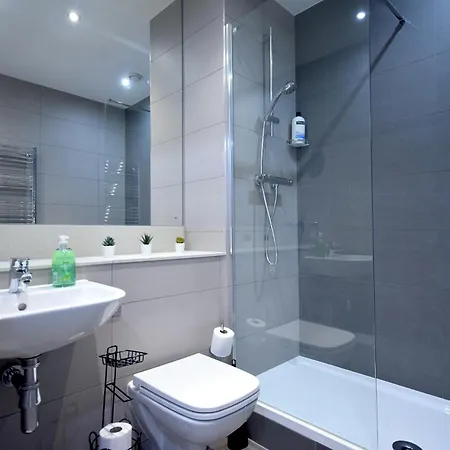 Life Top-floor 2-bed 1-bath In Ancoats Apartment Manchester