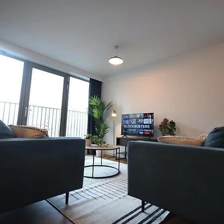 Life Top-floor 2-bed 1-bath In Ancoats *