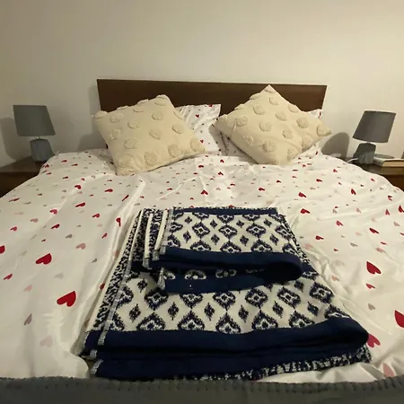 Stunning 4bedrooms Flat