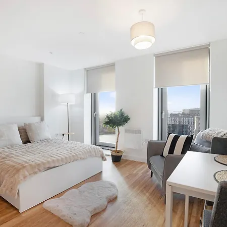 New! 1br In Media Free Wifi