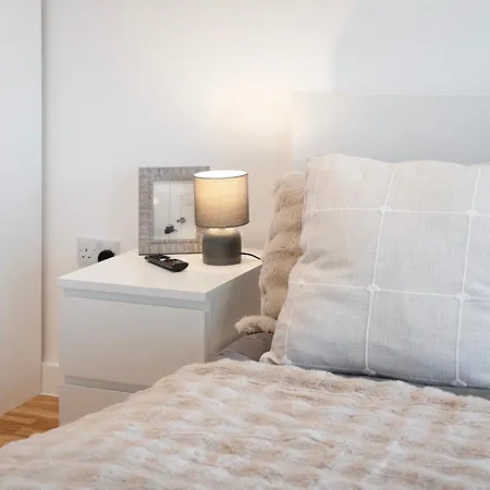 New! 1br In Media Free Wifi Appartement *