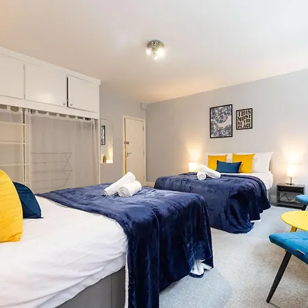 3 Bed Canal St Flat Sleeps 9 Centre 公寓