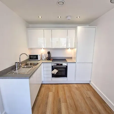 Apartment Free Parking: Old Trafford Manchester