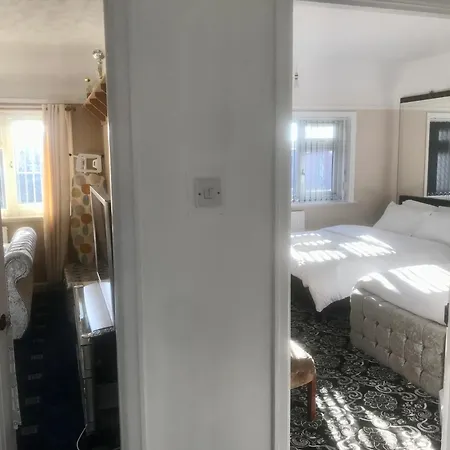 Homestay Clayton *