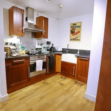 Pass The Keys Quirky Flat In The Heart Of The Апартаменты