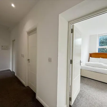 Unitarian Serviced Apartment