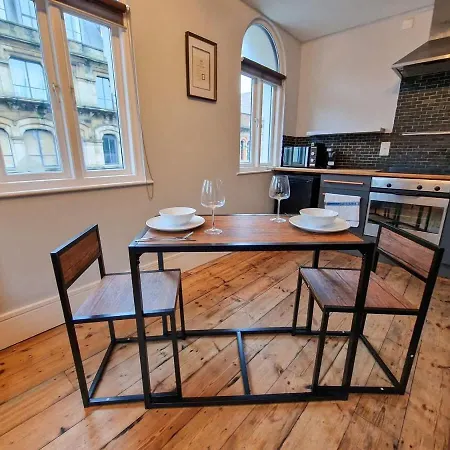 Centre By Superhost Apartment