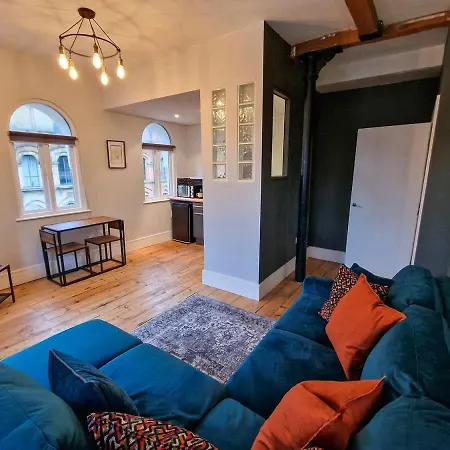 Centre By Superhost * 맨체스터