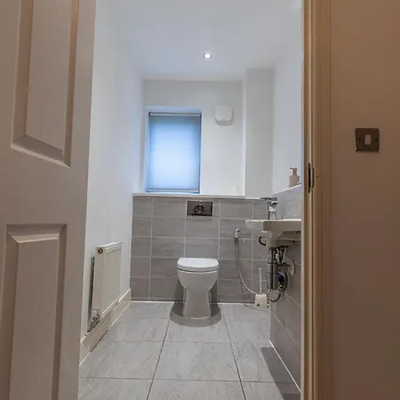 Cosy Modern 3-bed Near Etihad, Coop Arena - Ao Arena And Center Сasa de vacaciones Mánchester