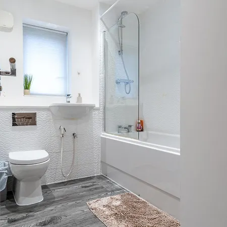 Cosy Modern 3-bed Near Etihad, Coop Arena - Ao Arena And Center * Manchester