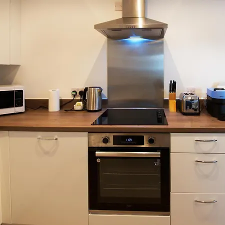 Apartmán Modern 1-bed Retreat Near Spinningfields, Arndale, Mediacityuk, Etihad & Old Trafford, Sleeps 4, Nespresso Machine, Balcony, Gym, Netflix, Perfect For Long-term & Short-term Professionals & Getaways Manchester