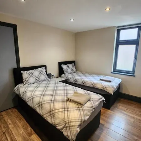 133 B Park Road Stretford Διαμέρισμα *