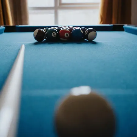 Coop Arena & Etihad - Free Parking - Pool Table Manchester